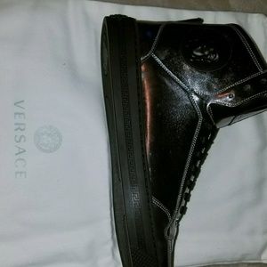 Meet your Posher, Justive